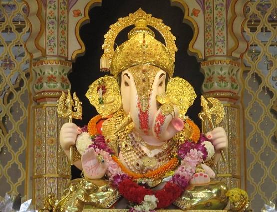 श्रीगणेश ने टूटे दांत से लिखी थी महाभारत, ऐसे पड़ा 'एकदंत' नाम