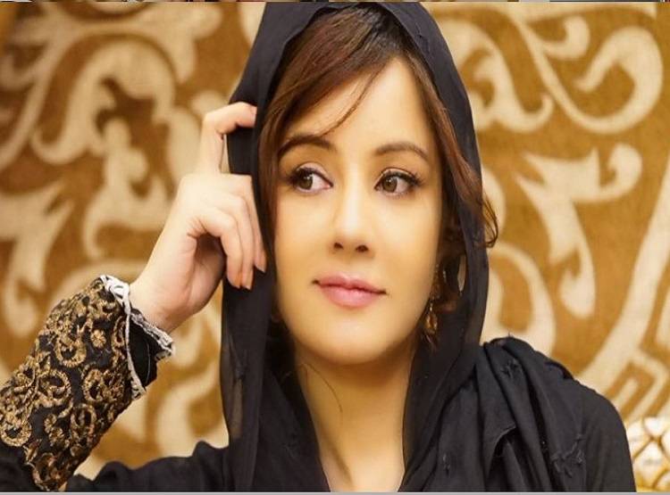 PM मोदी को धमकी देने वाली PAK सिंगर के बुरे दिन, हो सकती है जेल