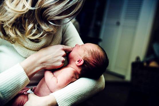 वॉटर बर्थ डिलीवरी है लेटेस्ट तकनीक, जानें क्या हैं फायदे