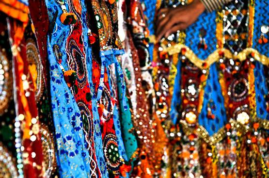 नवरात्रि 2019: डांडिया नाइट पर पहनें ये खास लहंगा, गरबे में जमेगा रंग