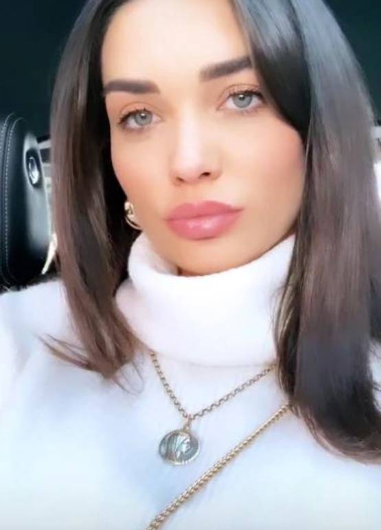 PHOTO: बेटे संग एमी जैक्सन का फर्स्ट डे आउट, यूं दिखा न्यूबॉर्न बेबी