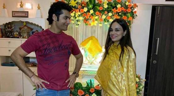 गणेश पूजा के जश्न में डूबे TV सितारे, घर में यूं किया बप्पा का स्वागत