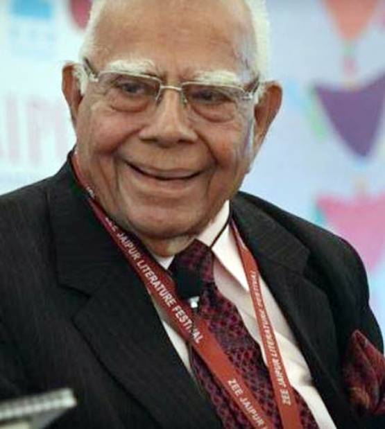 बंटवारे के बाद PAK से आकर की दूसरी शादी, ऐसा है जेठमलानी का परिवार