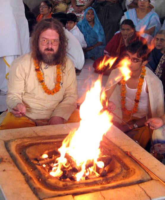 क्या होती है तंत्र विद्या, इंसान के लिए कब होती है खतरनाक?