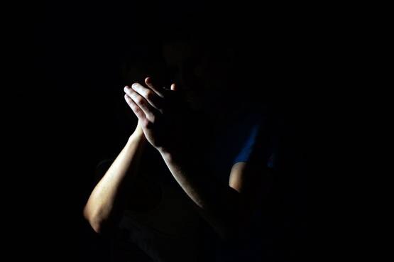 क्या आपके घर में भी है नेगेटिव एनर्जी, इन 5 उपायों से करें दूर