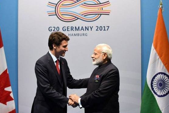 PM मोदी की 8 ड्रेसिंग स्टाइल जिसने सोशल मीडिया पर बटोरीं सुर्खियां