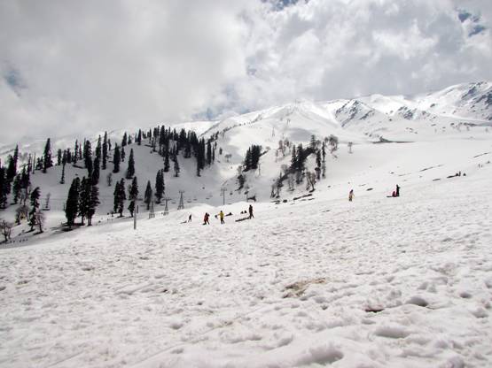 क्यों जाएं विदेश! जब कश्मीर-लद्दाख में है स्वर्ग, इन राइड्स का लें मजा