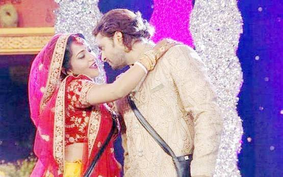 जब बिग बॉस हाउस में दिखा बैंड बाजा बारात, रियलिटी शो में हुई इन स्टार्स की शादी