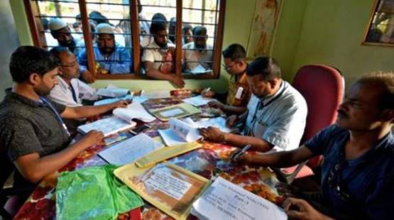 प्रतीक हजेला: IIT के बाद IAS, अब NRC लिस्ट में निभाई अहम भूमिका