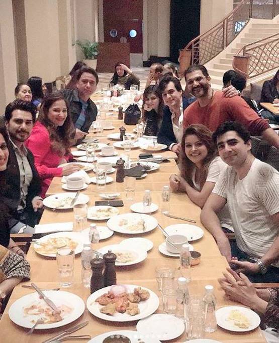 नागिन 3 एक्ट्रेस की बर्थडे पार्टी में पहुंची ये रिश्ता... की टीम, PHOTOS