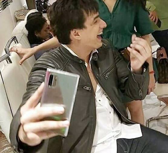 चर्चा में ये रिश्ता... स्टार्स की हाउस पार्टी, दिखा सास-बहू का मॉर्डन लुक