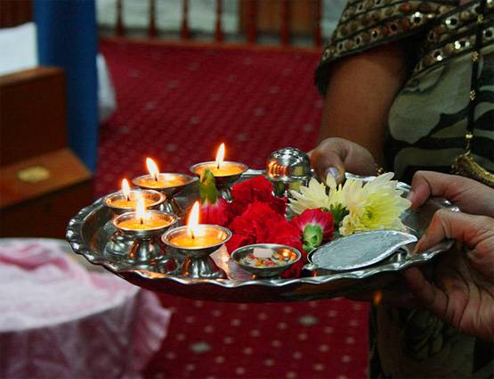 जानें नवरात्रि में कलश स्थापना का शुभ मुहूर्त और इसके नियम