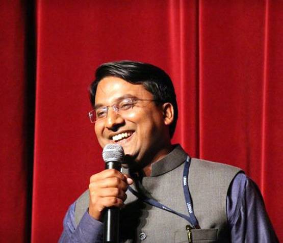 कैसे बने हिंदी मीडियम से IAS, टॉपर निशांत जैन ने दिए ये टिप्स