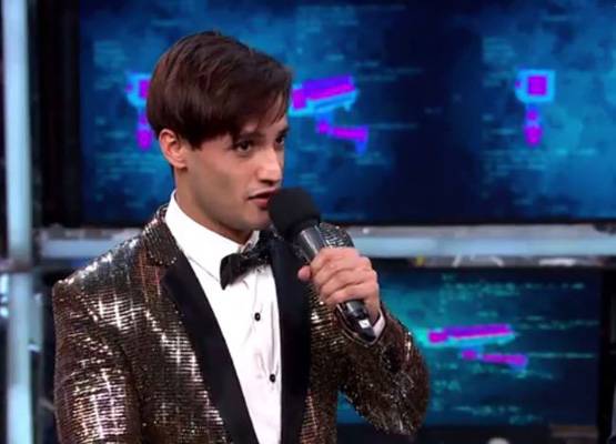 बिग बॉस में JK का मॉडल, सलमान खान ने खींची टांग, उड़ाया इंग्लिश का मजाक