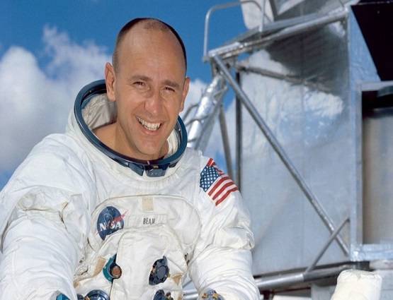 कौन थे वो 12 जांबाज शख्स? आज भी हैं चांद पर जिनके कदमों के निशान