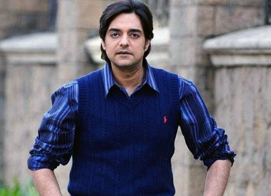 अक्षय से अनुपम खेर तक, रियल लाइफ में टीचर रहे हैं ये 10 सितारे