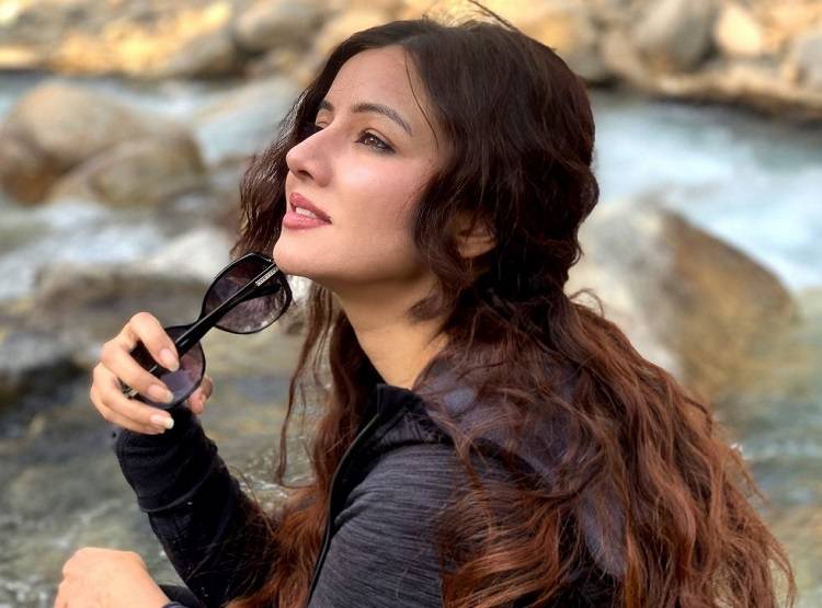 PM मोदी को धमकी देने वाली PAK सिंगर के बुरे दिन, हो सकती है जेल