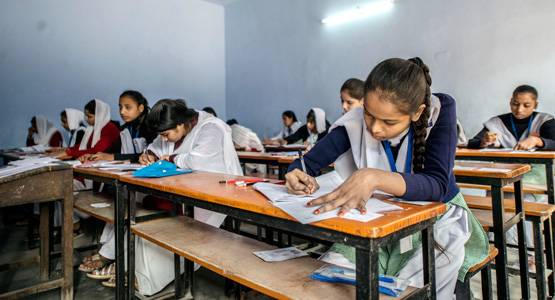 UPSC: 2 बार प्री में फेल, घर में तैयारी से तीसरी बार टॉपर्स में नाम