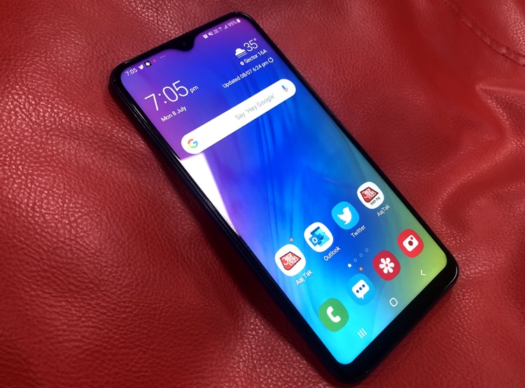 Samsung Blue Fest: स्मार्टफोन्स और टीवी पर 55% तक छूट