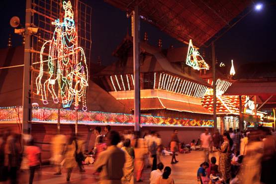 देश का चौथा सबसे अमीर मंदिर, हर साल 2500 करोड़ का चढ़ावा
