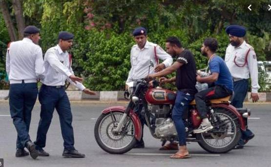 कहीं बड़ा चालान, कहीं जेल: इन 4 देशों में भी सख्त हैं ट्रैफिक नियम