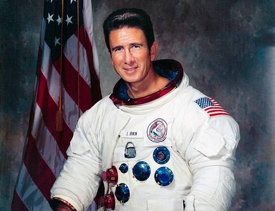 कौन थे वो 12 जांबाज शख्स? आज भी हैं चांद पर जिनके कदमों के निशान