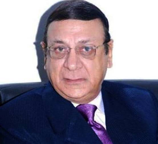 अक्षय से अनुपम खेर तक, रियल लाइफ में टीचर रहे हैं ये 10 सितारे