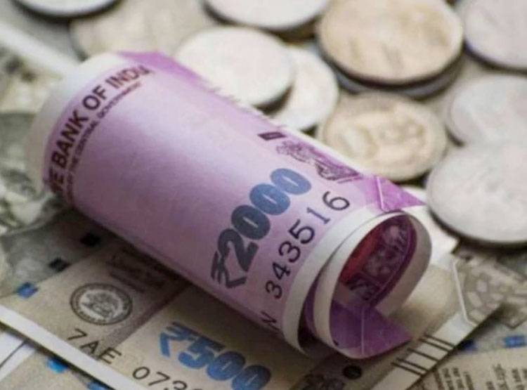 BJP नेता की कंपनी पर मंदी की मार, 400 कर्मचारियों की हुई छंटनी