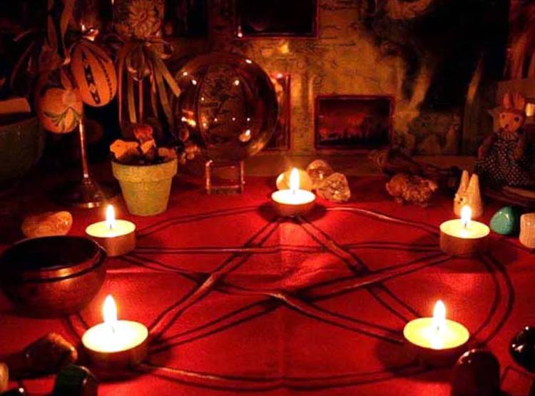 काला जादू का असर खत्म करने के ल‍िए हत्या, म‍िला नरकंकाल