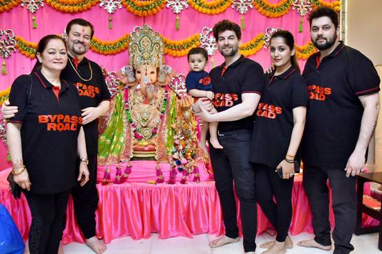 नील नितिन मुकेश की 1 साल की बेटी नूर्वी ने ऐसे दी बप्पा को विदाई, तस्वीरें