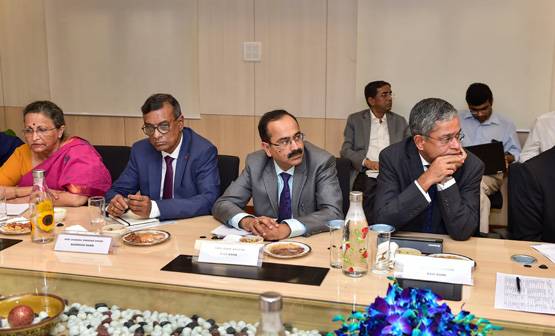 ऐसे प्लास्टिक फ्री इंडिया बना रहे मोदी के मंत्री, सामने आई तस्वीर