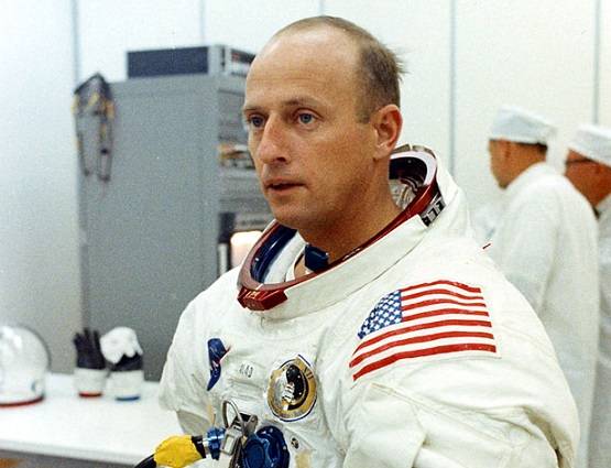 कौन थे वो 12 जांबाज शख्स? आज भी हैं चांद पर जिनके कदमों के निशान