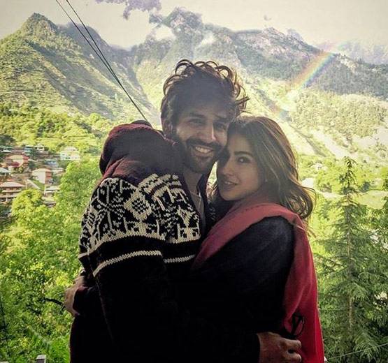 गणपति के दर्शन पर ट्रोल हुईं सारा, लोगों ने पूछा- हिंदू हो या मुस्लिम?