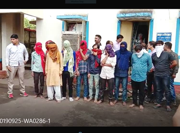 SEX रैकेट: रईसजादों की ब्लैकमेलिंग का तरीका, पत‍ि बने दलाल