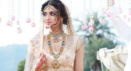 इस कपल ने 4 दिन में 1 कंपनी के शेयरों से कमाए 484 करोड़