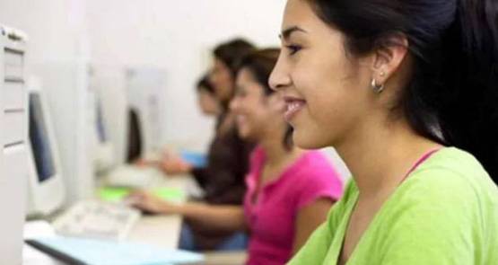 अफसर मां से प्रेरणा ले बेटी बन गई IAS, इस स्ट्रेटजी से की तैयारी