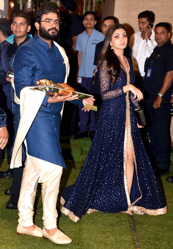 खुला राज, प्र‍ियंका के भाई सिद्धार्थ संग दिखी मिस्ट्री गर्ल साउथ की एक्ट्रेस