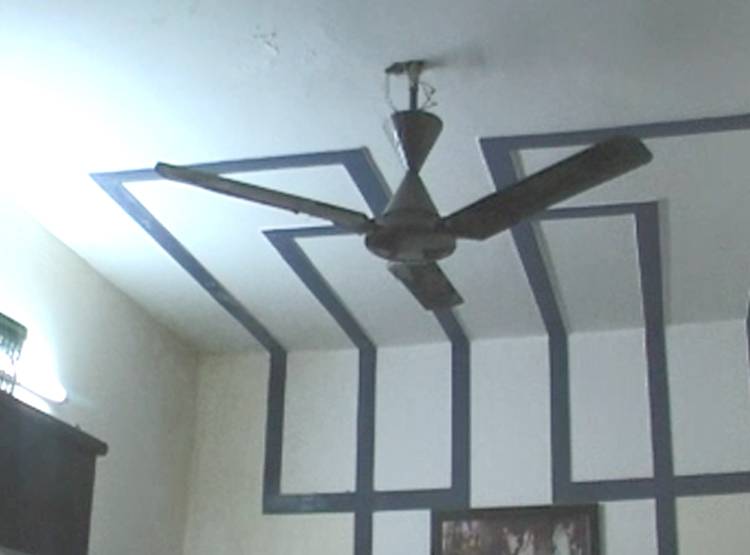 रेप के बाद बना MMS और फि‍र बलात्कर, एमिटी स्टूडेंट ने क‍िया सुसाइड