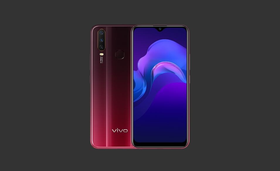 ट्रिपल रियर कैमरे वाले Vivo के ये दो स्मार्टफोन्स हुए सस्ते