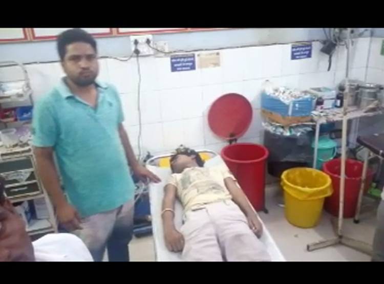 बेटे ने लगाई फांसी तो गम में डूबा बाप, ट्रेन से कटकर दी जान