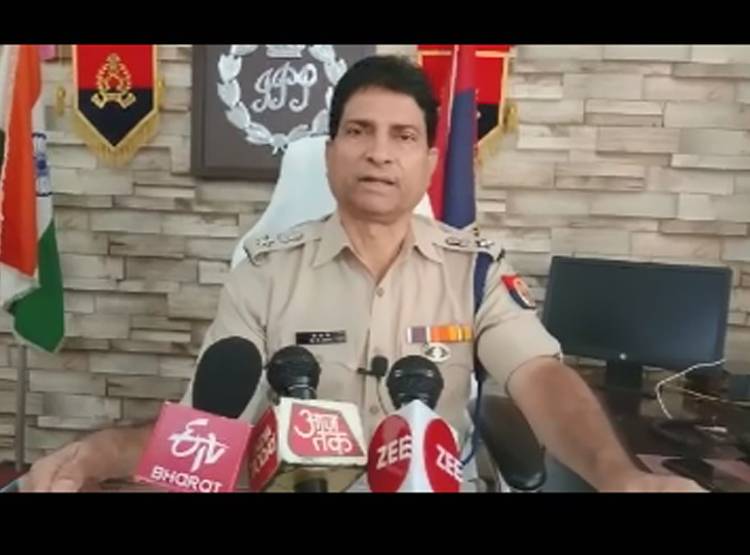 बेटे ने लगाई फांसी तो गम में डूबा बाप, ट्रेन से कटकर दी जान