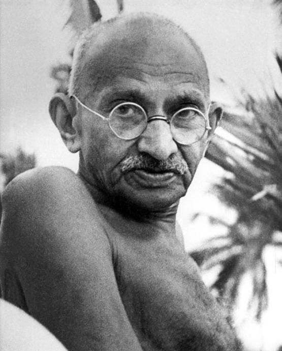 बापू के चश्मे का जादू आज भी बरकरार, कभी न खत्म होने वाला ट्रेंड