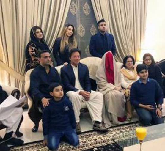 इस देश में रहते हैं पाक PM इमरान खान के बेटे, इतना बड़ा है परिवार
