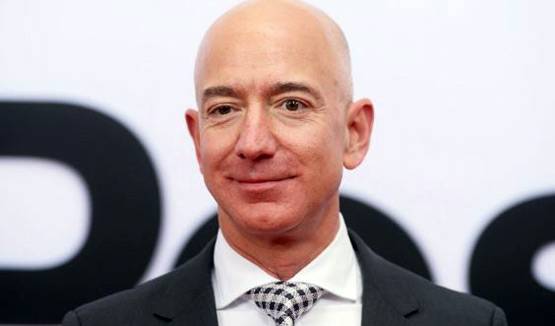 बिल गेट्स Vs बेजोस, ऐसे की थी कंपनी की शुरुआत, जानें संपत्ति