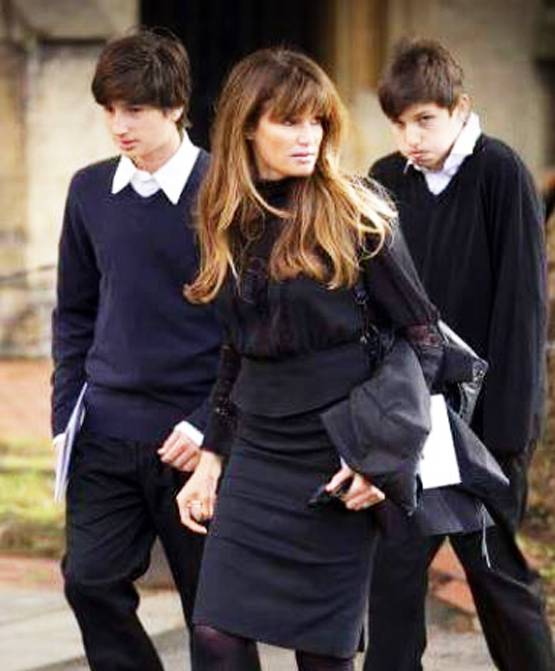 इस देश में रहते हैं पाक PM इमरान खान के बेटे, इतना बड़ा है परिवार