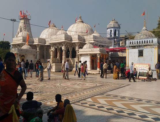 देवी मां को चढ़ाया 300 करोड़ का नौलखा हार, 177 साल पुराना इसका इतिहास