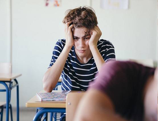 Mental Health Day: वो 5 बातें, जिन्हें जल्दी भूल जाना ही बेहतर होता है