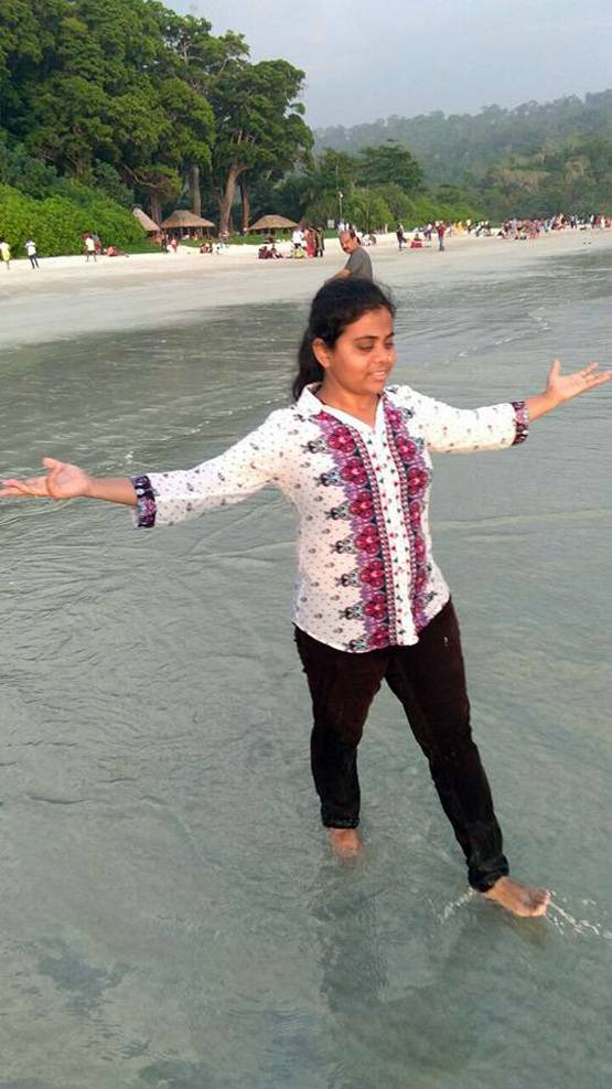 सहेली की पेंसिल से चली गई थीं आंखें, अब बनीं पहली नेत्रहीन IAS