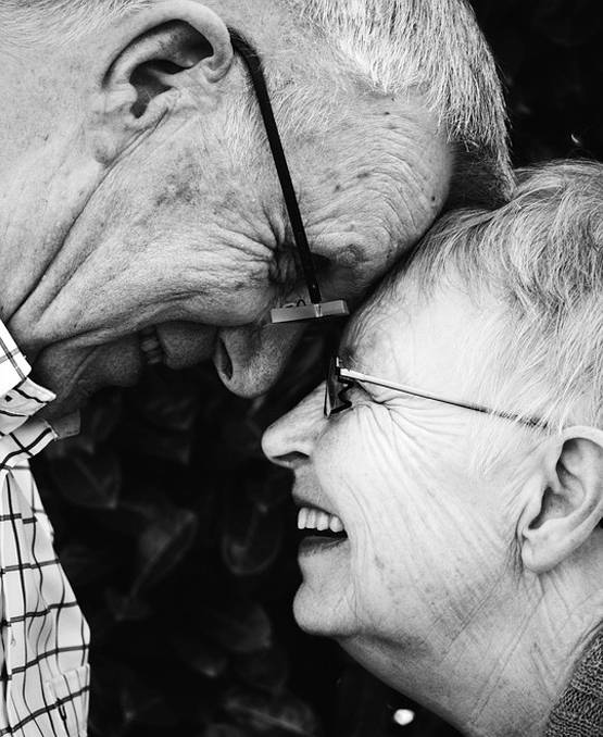 बुढ़ापे में चाहिए दिल दुरुस्त, दिमाग चुस्त तो रहिए सेक्सुअली एक्टिव