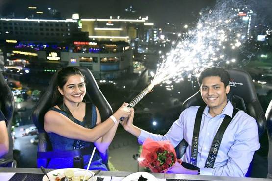 पार्टनर संग यहां करें 160 फीट ऊंचाई पर डिनर, रोमांच की सारी हदें पार